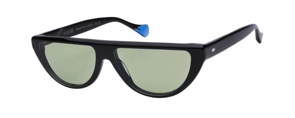  Color: Black Green